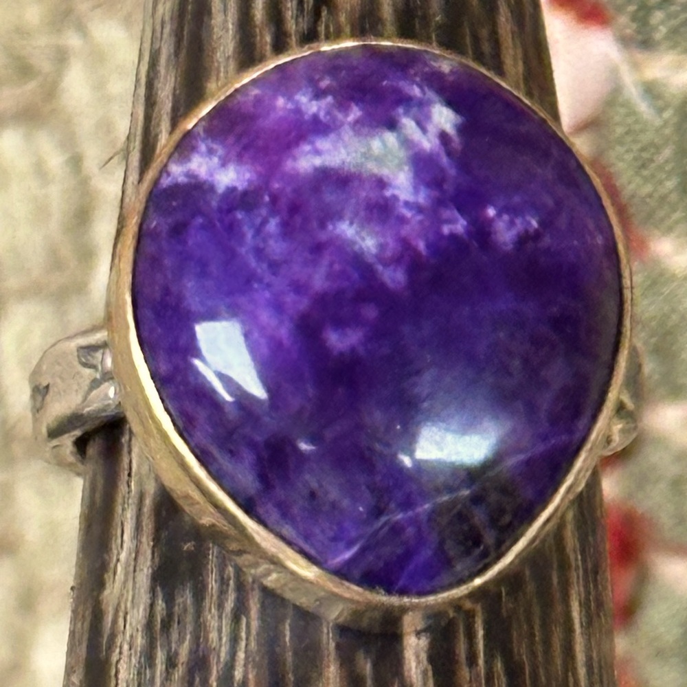 Jes MaHarry “True Peace” Sugilite/14kt rose gold ring. New in box.